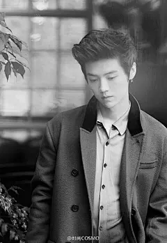 #鹿晗 #硬照 #壁纸 #Burberry15春夏系列型册 