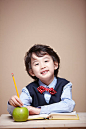 人,亚洲人,未成年学生,教育,教育业职位_gic5491668_boy is studying_创意图片_Getty Images China