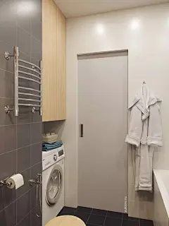 28m²！只是改变了卫生间的门，家就变大了······