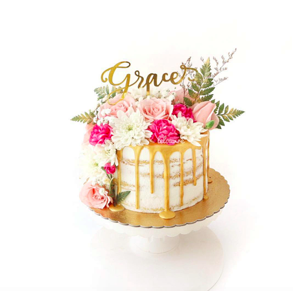 金色婚礼蛋糕
成都婚礼甜品台制作，成都甜...