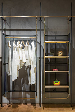 Jociaa采集到Z展陈