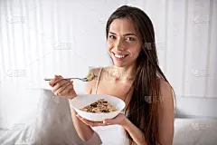 谷物和香蕉的组合