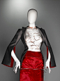 Alexander McQueen: Savage Beauty服装设计展
