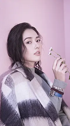 爱思壁纸  郭碧婷