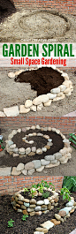 This Garden Spiral is a great way to create a vegetable garden when you only have a small space to work with. Plus it looks pretty in the yard - a great conversation piece! | OHMY-CREATIVE.COM: