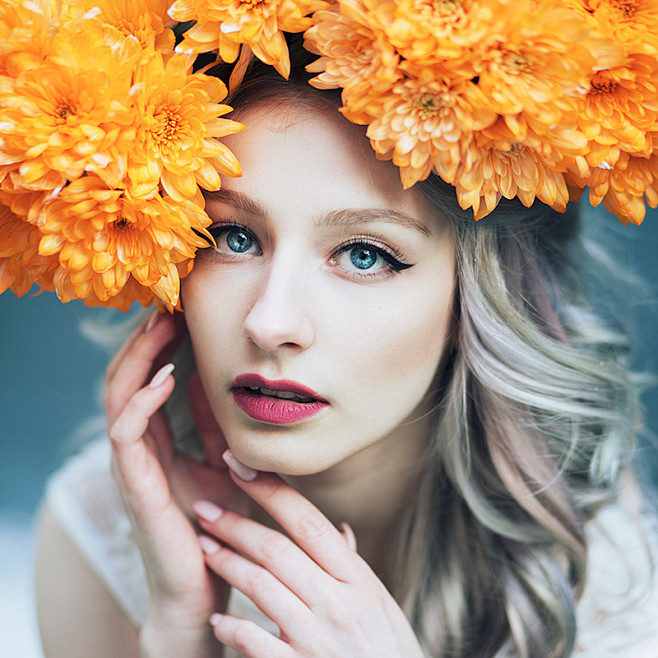 Jovana Rikalo：蓝眼唯美人像...