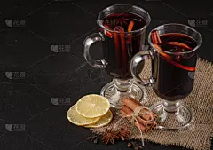 热,热甜红酒,香料,黑色,背景,高雅,红葡萄酒,玻璃杯,极简构图