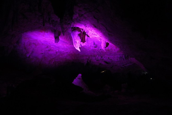 Les-Cavernes-de-Lumi...