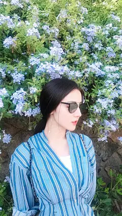 迪丽热巴
壁纸