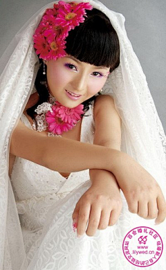 Taoge1101采集到新娘化妆