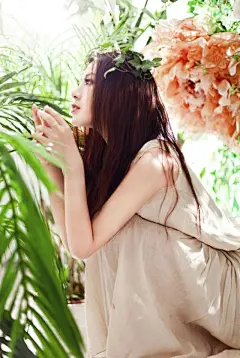气质美女花园唯美写真尽显优雅女神范1