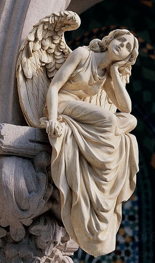 Seated Angel Statue ...
