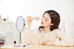 一杯美式!采集到镜子素材