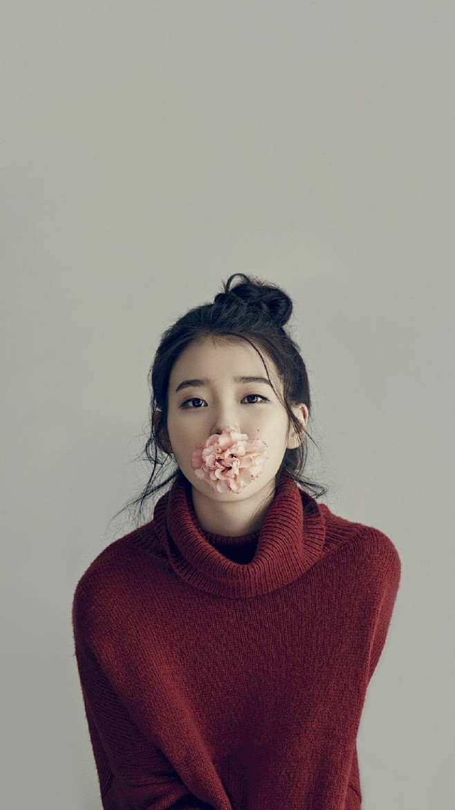 IU