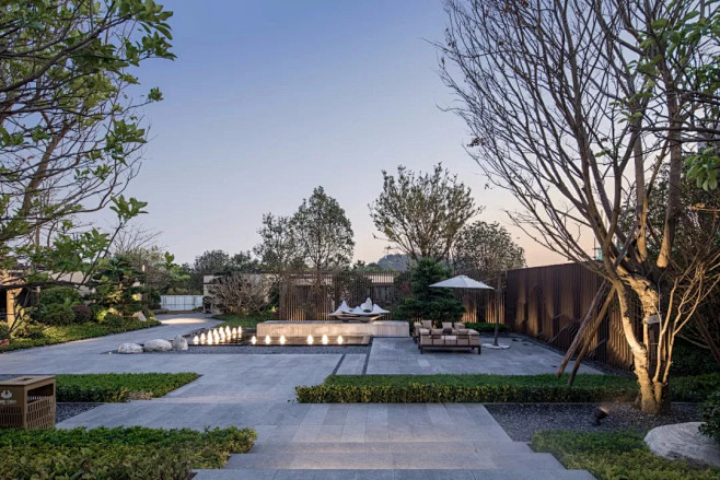 鹤山绿地公园城示范区仙鹤寻梦世外桃源鹤山市拥有悠久宝贵的历史和