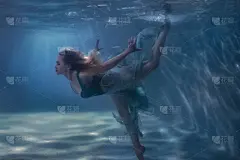 水下,女人,舞蹈,水,青少年,超现实主义的,轻轻浮起,完美,想法,头发