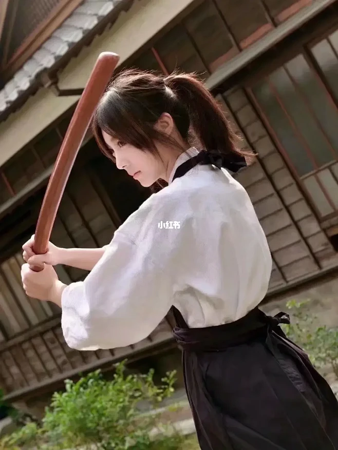 武士持刀/绘画动作参考