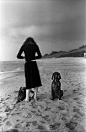 伊丽莎白 于佩尔 
photographed by Henri Cartier Bresson