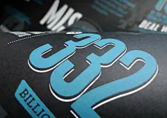 HaritaMetod — Ervin Esen — 伊斯坦布爾 土耳其 : 「我最難忘的推廣設計是為我的工作室HaritaMetod正式啟動所做的一系列海報。在那一年的GMK（土耳其平面設計師協會）年展上，我榮獲了最佳商業海報獎，這次獲獎對我宣傳自己的工作室和得到新專案都有很大的幫助。這些海報的效果就像一次微型宣言，向潛在的客戶和員工展示了我作為設計師的立場。」