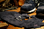 INVINCIBLE x New Balance CM1400INV 首度联名鞋款