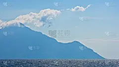爱琴海，希腊阿陀斯山的轮廓