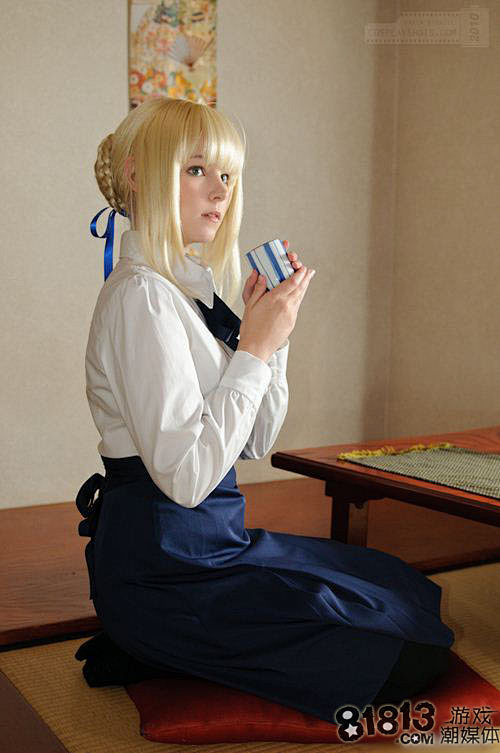 英雄亚瑟王征服日宅 加州萌妹cos吾王s...