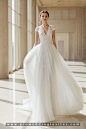 Rosa Clara Wedding Dresses to Make You Stand Out