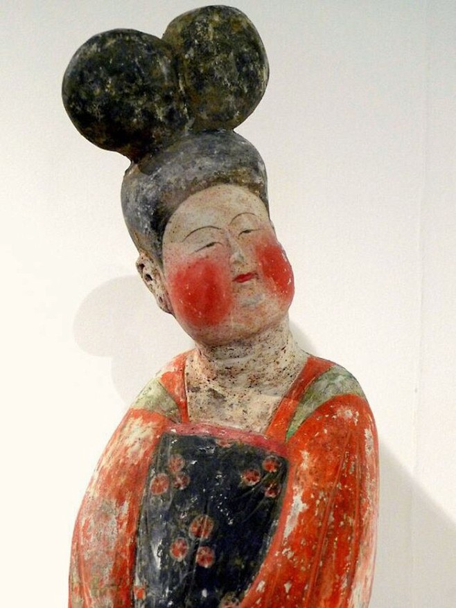 彩绘女陶俑中国北方唐代8世纪法国吉美博物馆