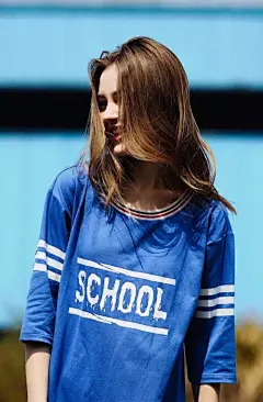 高清欧美壁纸 运动 锁屏 少女 女图 青春