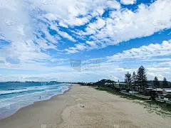 海滩和海天