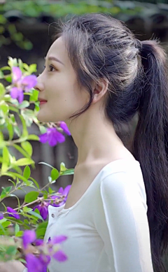 奔跑的灵魂采集到美女6
