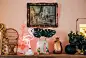 Casa Chica : Casa Chica is one of those great secret places, an open secret, a reserve of historic Meridan architecture and a place where the joie de vivre is celebrated every night at the very heart of the city. Precisely that is the creative spirit of i