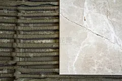 瓷砖和瓦工工具。地砖安装。家居装修、翻新——瓷砖地坪胶粘剂、砂浆、水平面