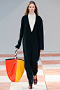 Céline Fall 2015 Ready-to-Wear Fashion Show - Vogue : See the complete Céline Fall 2015 Ready-to-Wear collection.