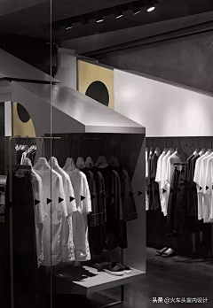 zhang木木采集到服装店