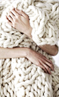 ❖Blanc❖ White crochet nubby throw