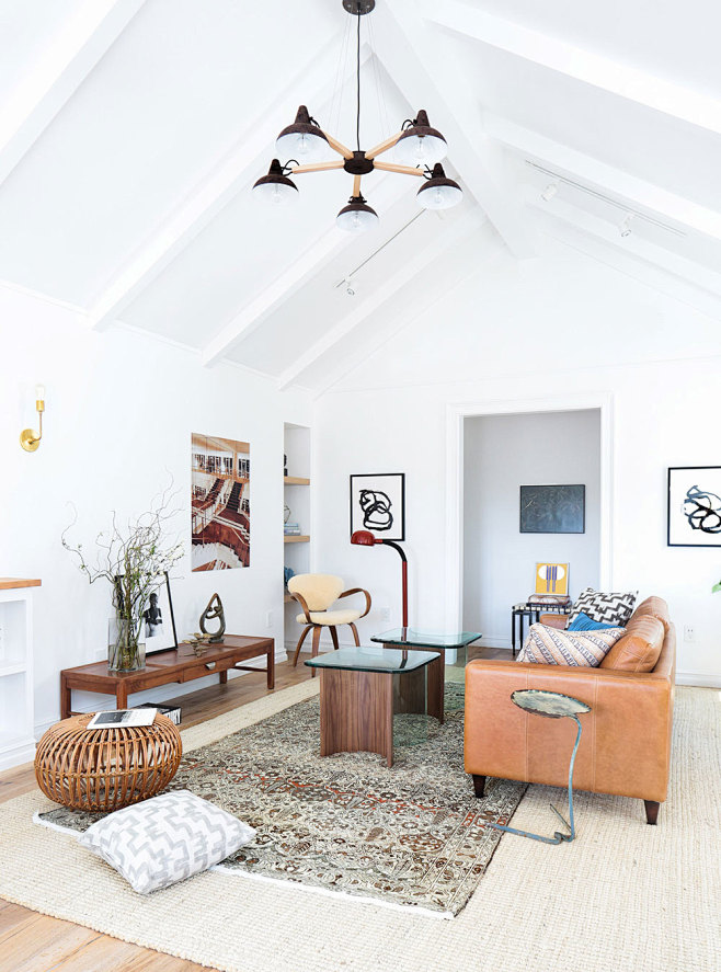 A Cool Silverlake Ho...