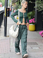 裘德洛的女儿​Iris law|既帅气又性感