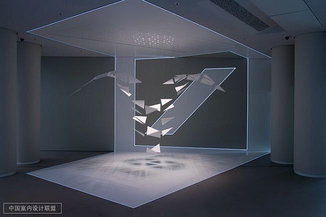 德意志银行品牌空间展厅/ART+COM ...