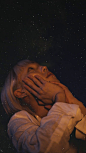Beneath the starry canopy, @e__um witnesses the celestial spectacle, stars gleaming as ethereal sparks.

#MaisonMargielaFragrances #SmellsLikeMemories
#UnderTheStars