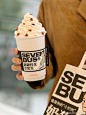 置顶 Sevenbus新品来啦！#奶狗当道# 系列全国门店同步上市！快来晒照！亮出你的“小奶狗”奶茶，带#奶狗当道# 话题并@SEVENBUS茶饮 小7请50位伙伴喝“奶狗当道”全系列5杯饮品~ ​​​ ​​​​