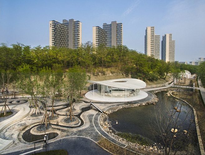 Aranya cafe, China b...