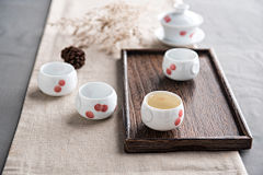 红官窑1905采集到陶瓷茶具之樱桃红5头功夫茶具