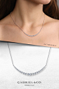 This contains: 14K White Gold Diamond Bar Necklace
NK7451W45JJ