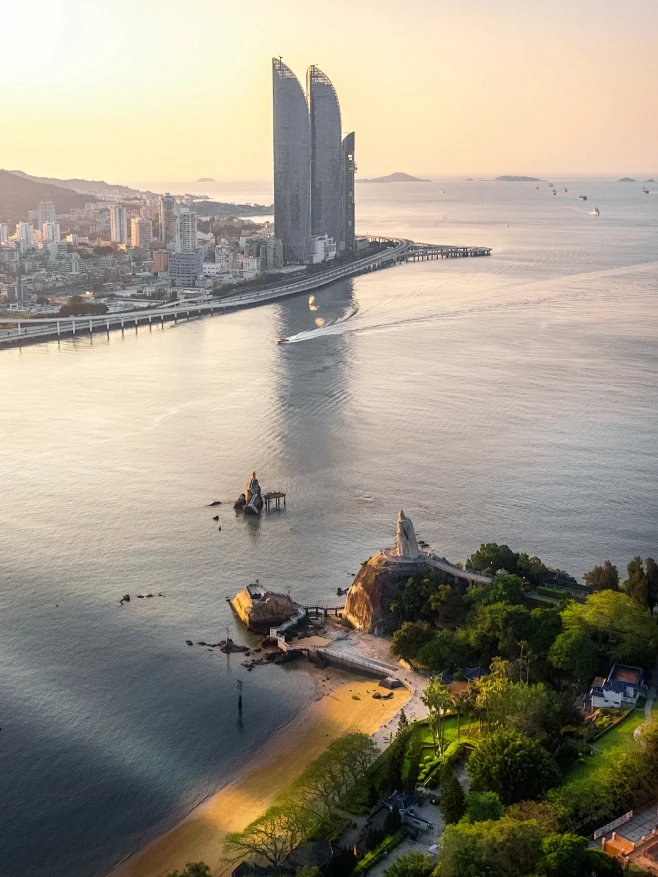 我悄悄的拍下这浪漫的城市