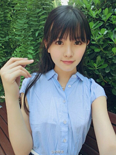 一个人呢采集到美图美句。