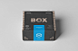 长方形产品包装盒快递礼品盒子纸盒展示效果图VI智能贴图PS样机素材 carton box mock-up 95x85x42 - 南岸设计网 nananps.com