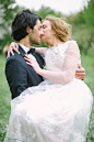 White-Wedding-Inspiration-Elena-Pavlova-Photo-Bridal-Musings-Wedding-Blog-29.jpg (630×945)