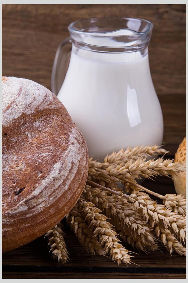 牛奶全麦面包高清图片-众图网
