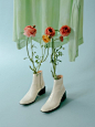 Marketplace : LOOKBOOKS.com is the Technology behind the Talent. Discover, follow, share. 